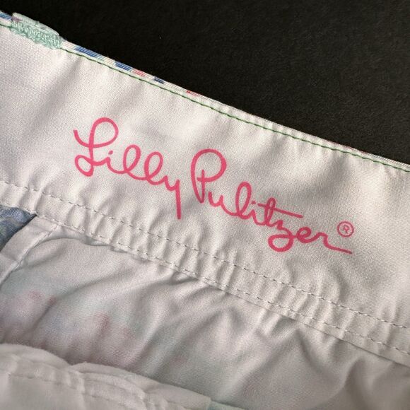 Lilly Pulitzer The Walsh Shorts Shell Me About it Shorts in Size 8 Seashells - Picture 4 of 7